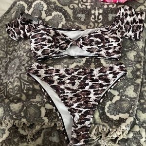 Leopard bikini